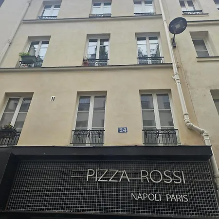 Le Marais Apartment